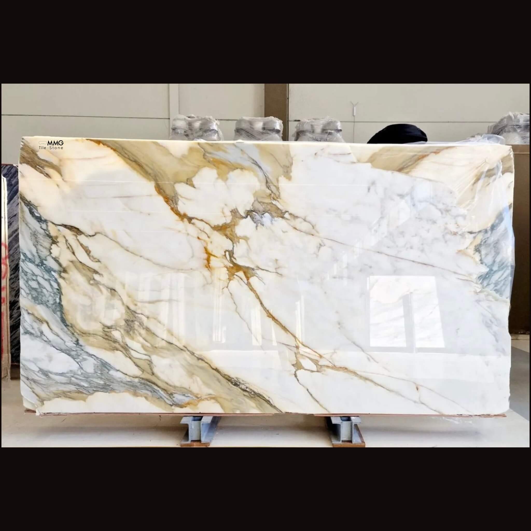 calacatta macchia vechia slab