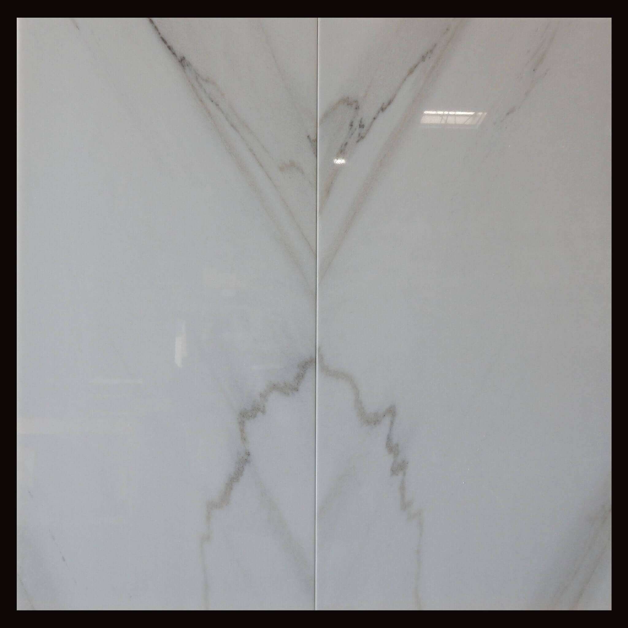 Calacatta Lincoln Tile