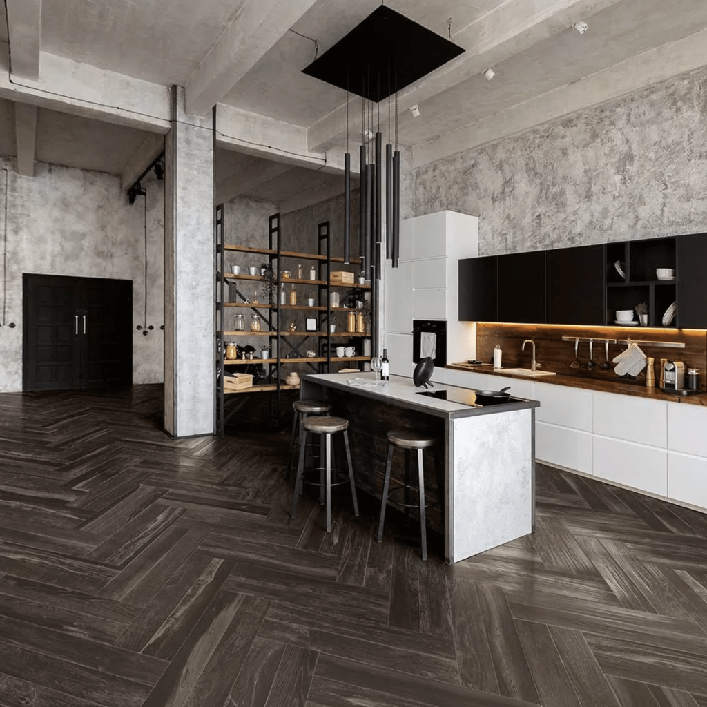 lacquered-black Tile